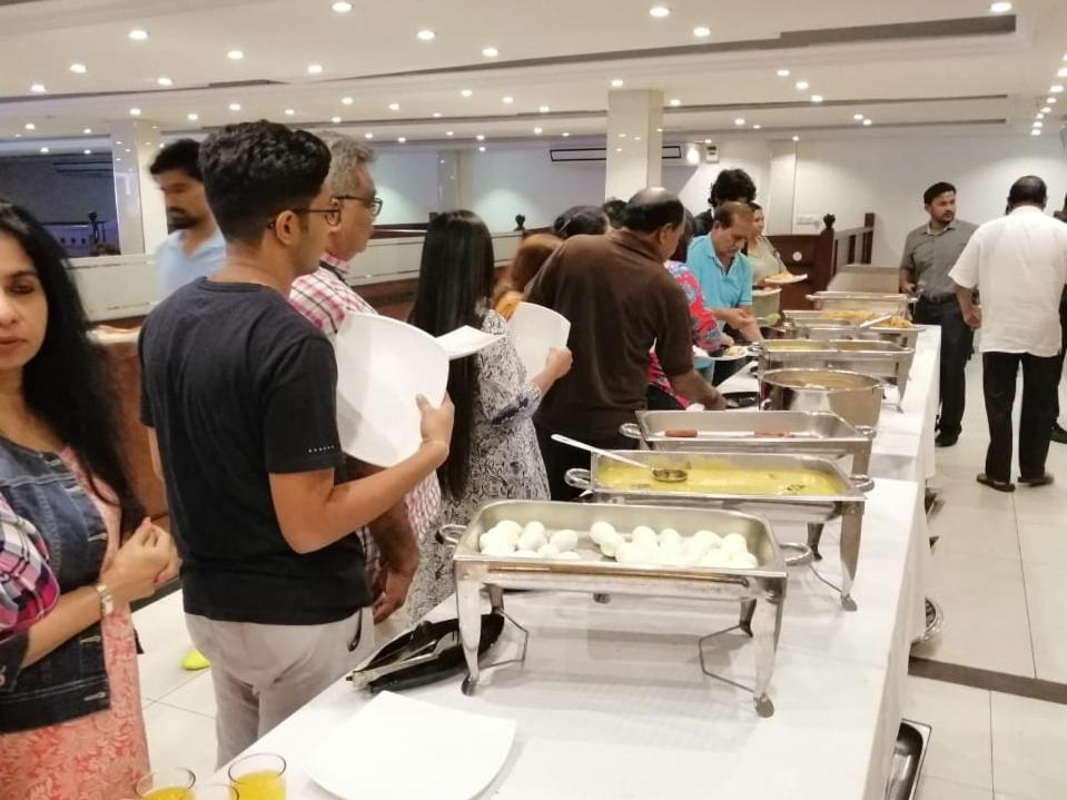 Saveira Colombo Hotel Bagian luar foto