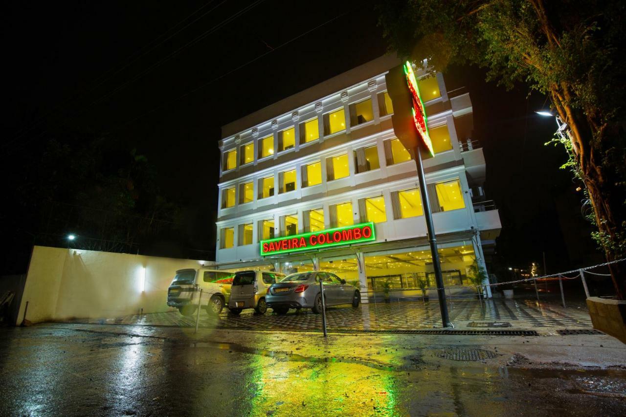 Saveira Colombo Hotel Bagian luar foto